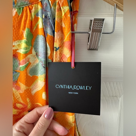 Women’s Floral Orange Sleeveless Turtleneck Size Medium - Picture 5 of 13